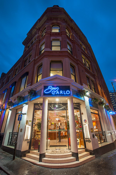 san carlo manchester dsc8878 
 San Carlo Restaurant - Manchester
Copyright - Richard Southall 
 Keywords: san, carlo, manchester, phelan, construction, frontage, dusk, night, entrance,